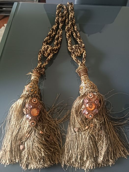 Pendentes de cortinados lindos