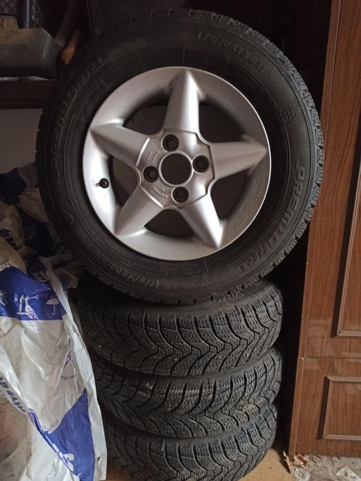 Резина на оригинальных дисках