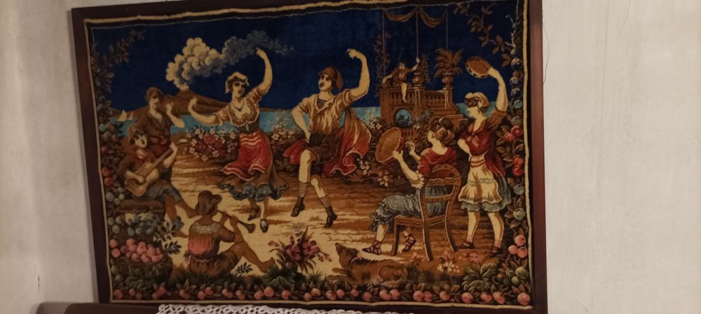 Tapeçaria de parede antiga