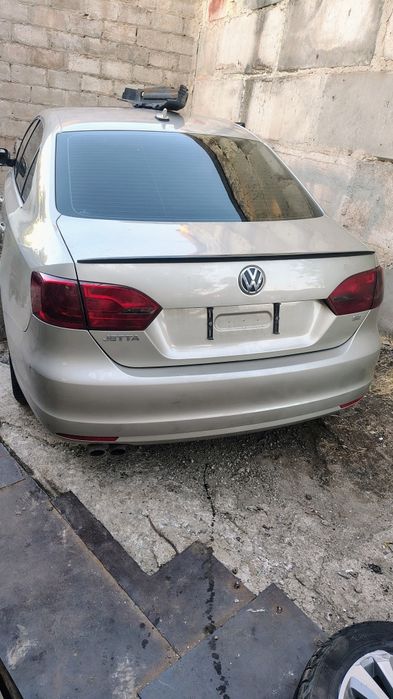 Разборка Wolkswagen Jetta 2014