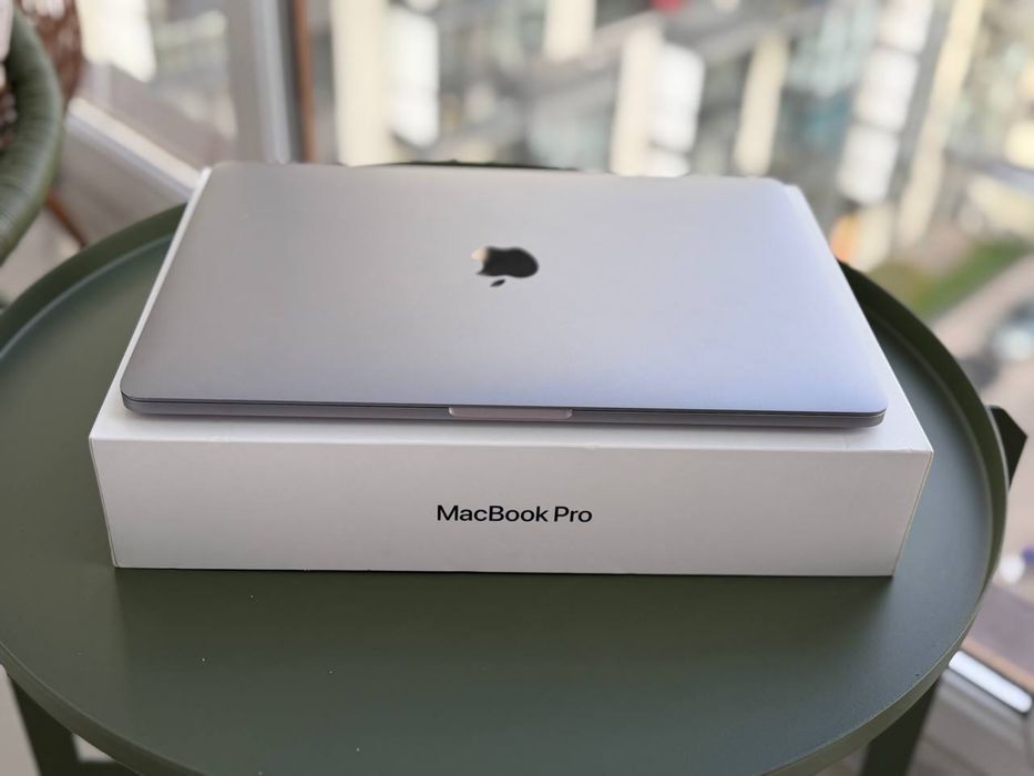 MacBook PRO 13 2020 рік