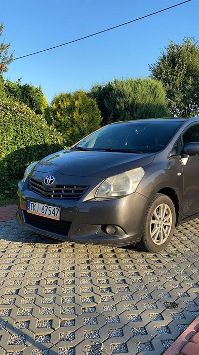 Toyota Verso (premium)
