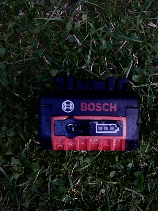 Комплект Bosch 2в1 Шуруповерт, перфоратор зарядка та два акамулятори