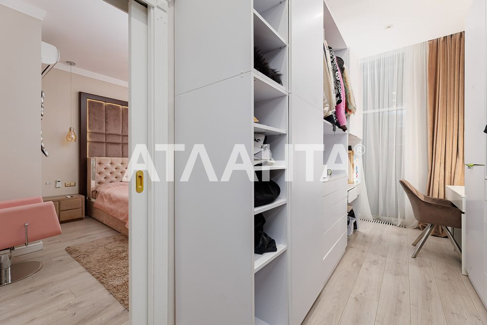 Продаж елегантної дворівневої квартири у Львові, пр.Чорновола