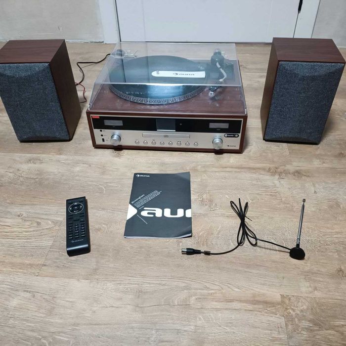 Стереосистема,Вініловий програвач Auna Birmingham DAB + CD FM USB BT!