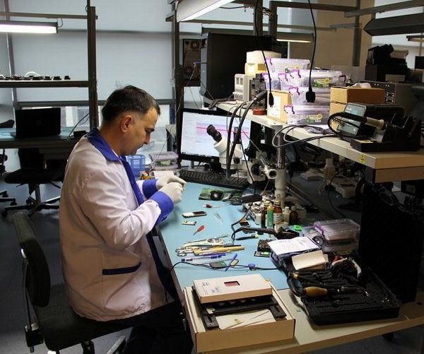 Ремонт телефонів Android смартфонів