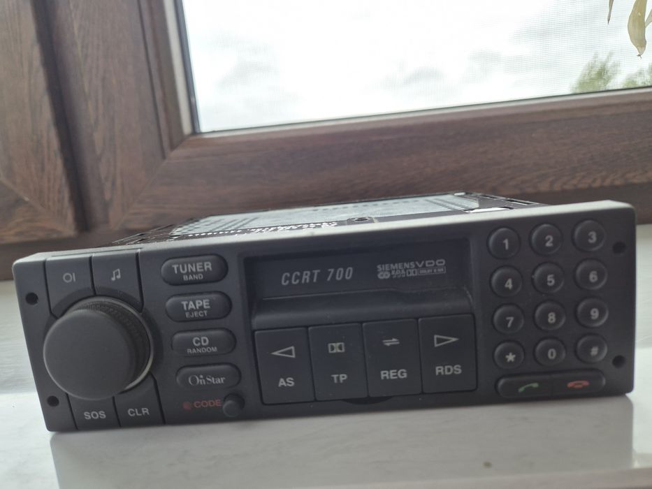 Sprzedam oryginalny radiomagnetofon CCRT 700 Opel Zafira