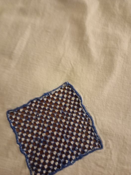 Lençol antigo branco