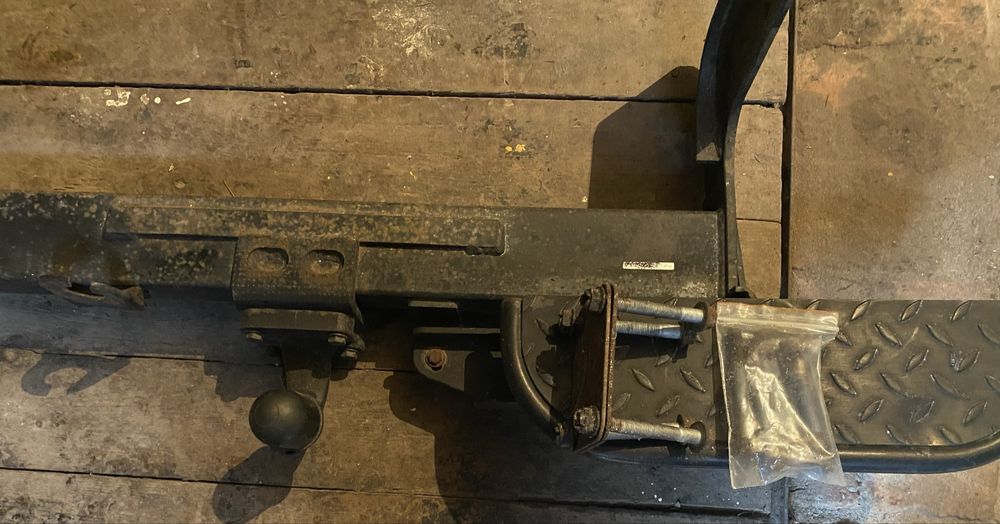 Фаркоп Mercedes Sprinter A906.