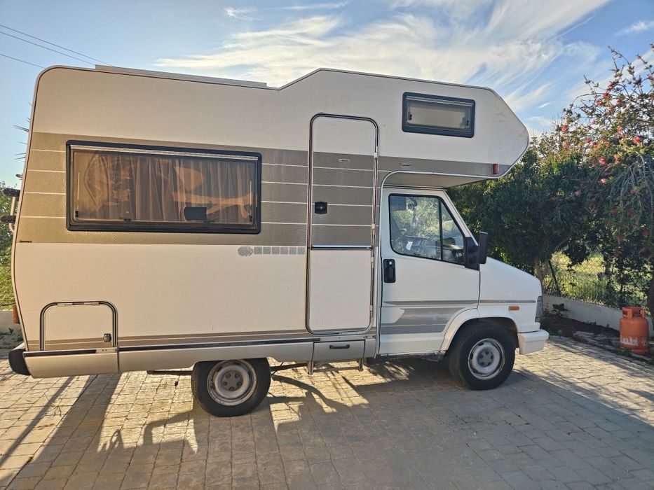 Hymer Fiat Ducato 1.9D – Perfilada Compacta 4,5m – Muito estimada