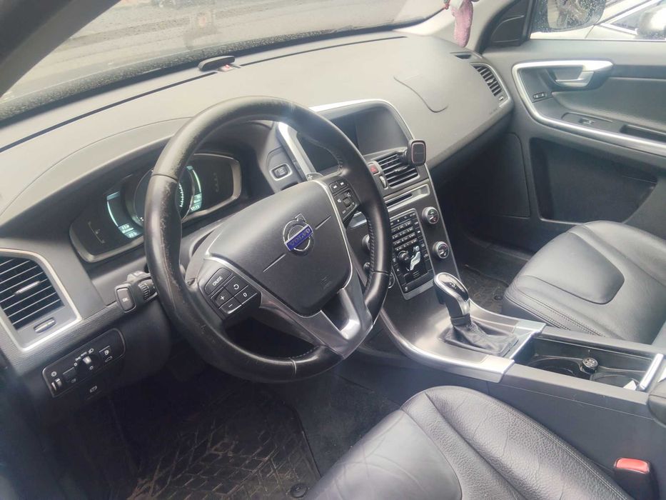 Продам Volvo XC60 3l 2013 р.