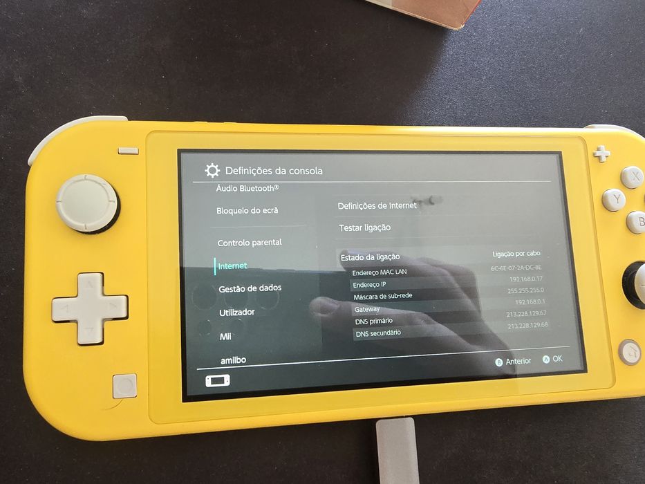Nintendo switch lite em bom estado mas atenção.