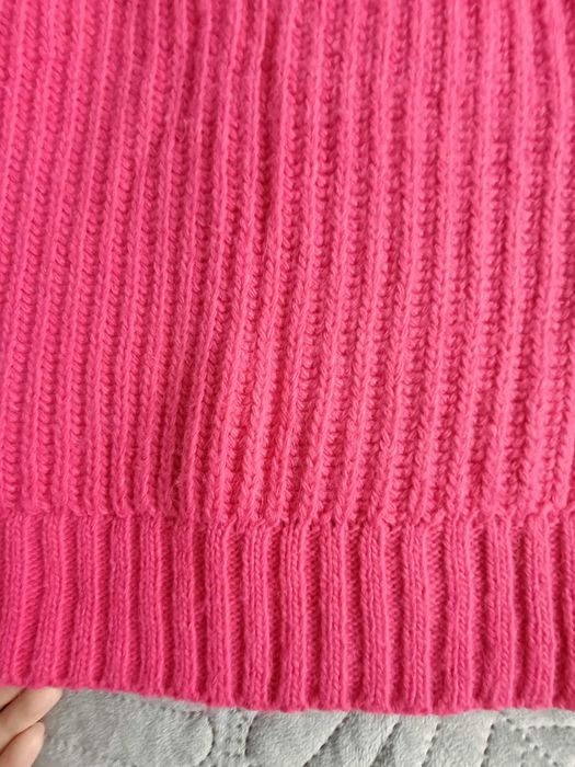 Малиновий светр розмір с