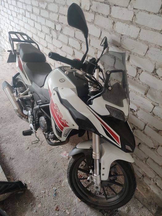 Продам мот benelli  trk251