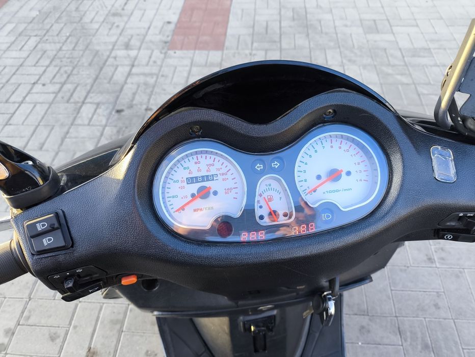 Продам скутер 150сс