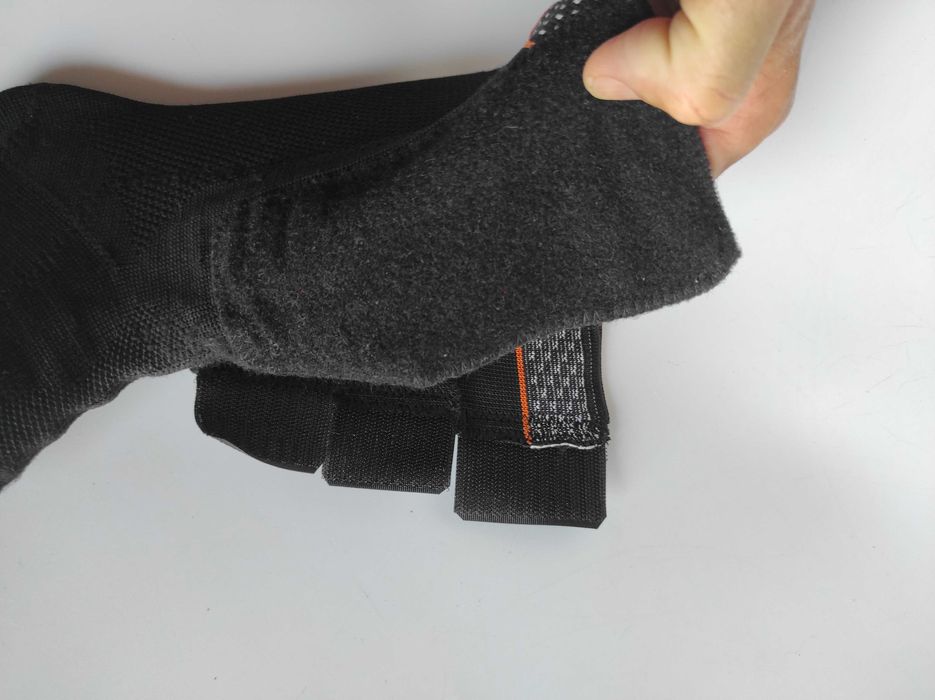 Бандаж голеностопа для фиксации ахиллесового сухожилия Sporlastic07804