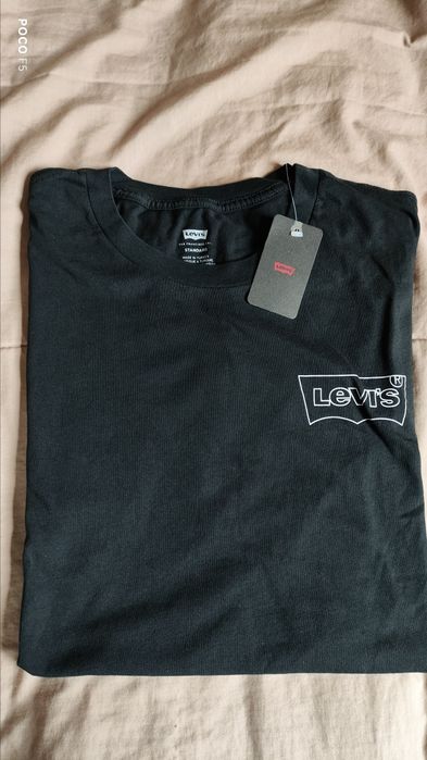 Levi's czarny t-shirt rozm XL nadruk białe konturowe logo w białym konturze