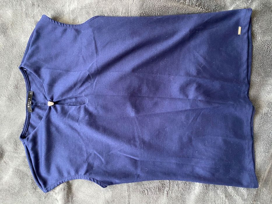 Elegancka bluzka Mohito, biała i granatowa