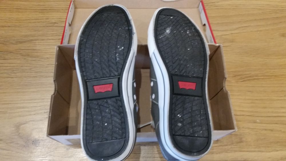 Buty Levis trampki