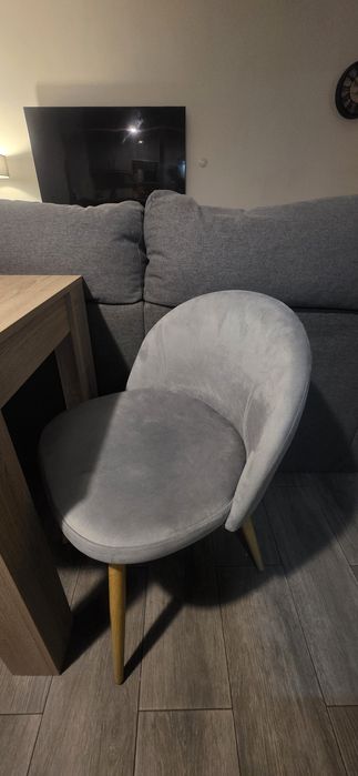 4 Cadeiras de veludo