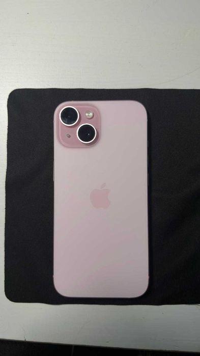 iPhone 15 128 GB, różowy