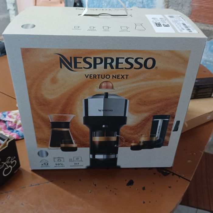 Máquina café Nespresso