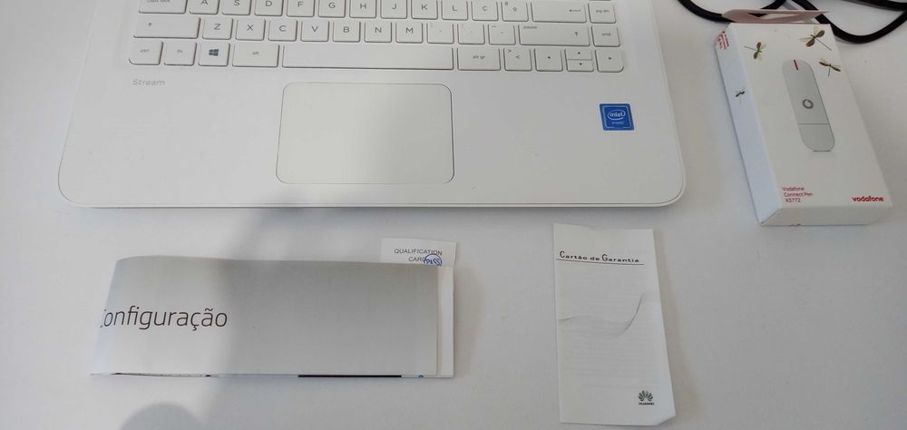 Portátil Hp Intel S branco250€