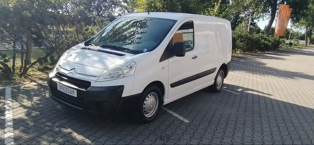 Citroen jumpy 1.6 HDi klima niski przebieg tani samochód bus na budowe do pracy wół roboczy