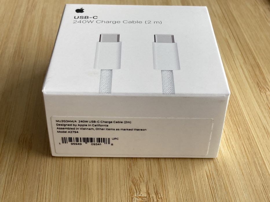Оригинальний кабель Apple 240W USB-C Charge Cable (2 m) (MU2G3)