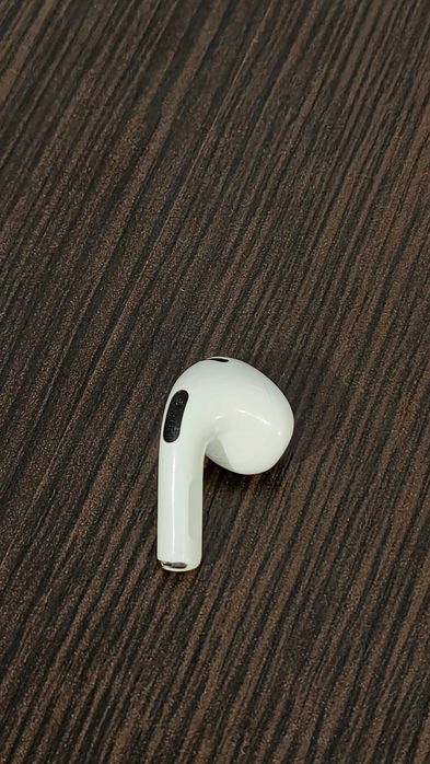 Навушник правий Apple AirPods 3 Right