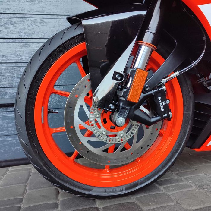 Продам мотоцикл KTM RC125 (7897)