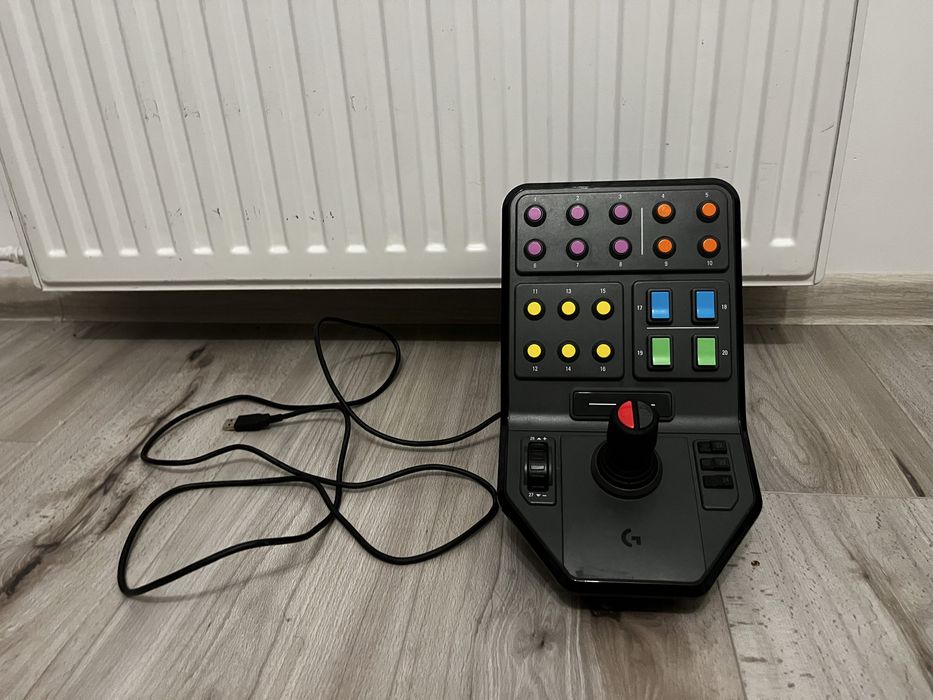Kierownica Logitech Heavy Equipment Bundle