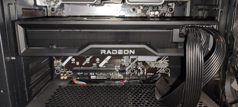 Karta graficzna AMD Radeon RX 6950XT