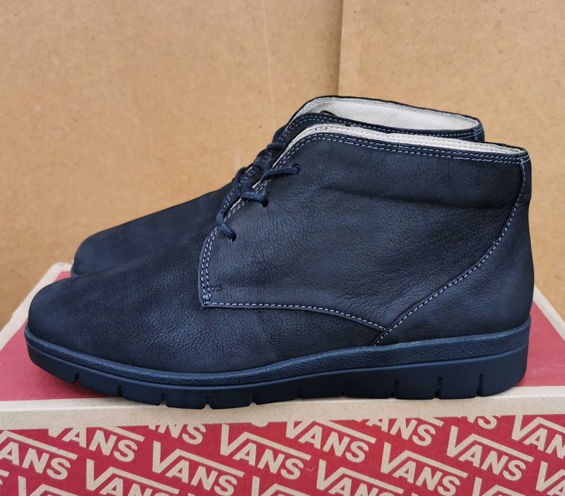 Кожаные демисезонные ботинки Solidus 38 р. на полную ногу Оригинал