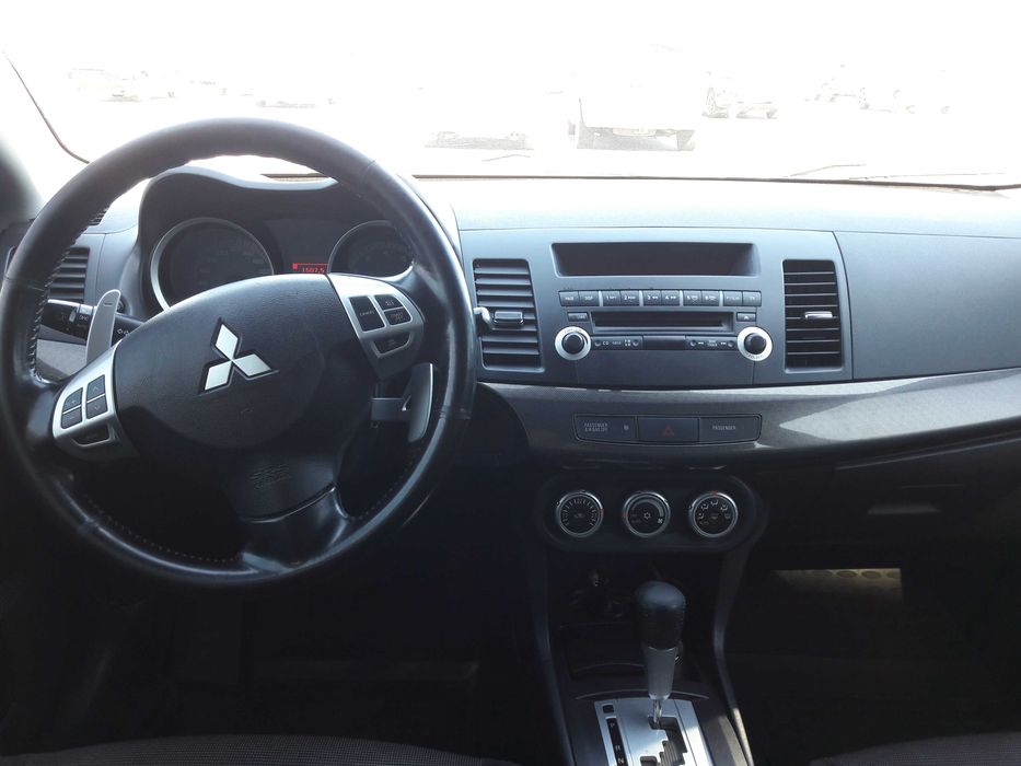 Авто Mitsubishi Lancer 10 2009 X 2.0i CVT (150 к.с.) в гарному стані