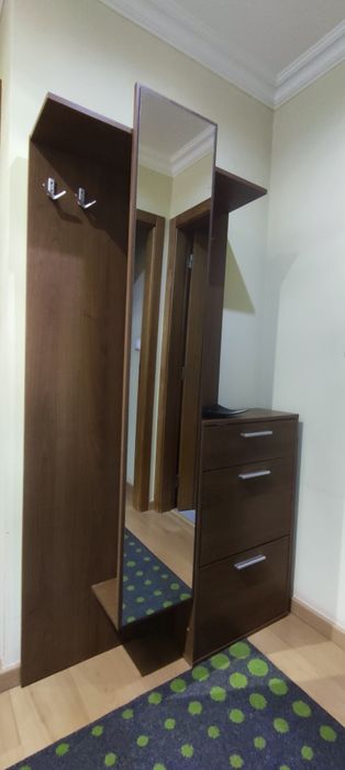 Móvel de entrada com sapateira