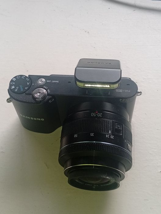 Câmera de fotografia Samsung com bolsa e carregador