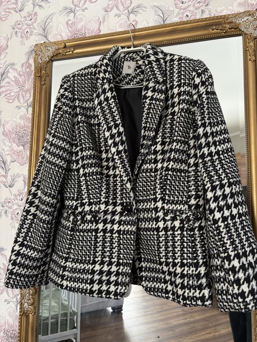 Жакет теплий ,піджак