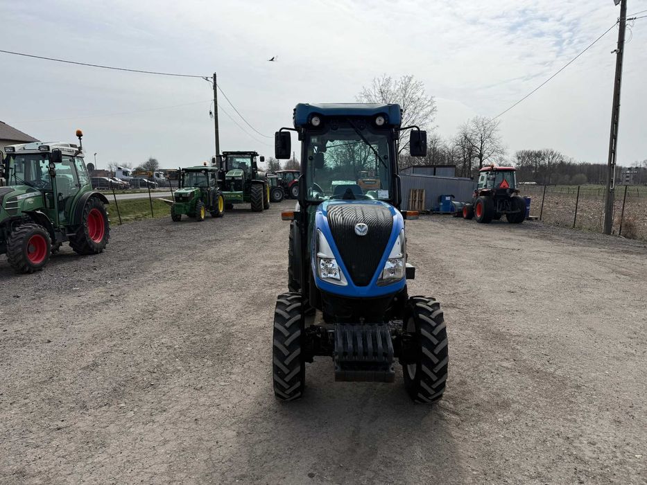 New Holland T4.90V-sadowniczy-2018 rok