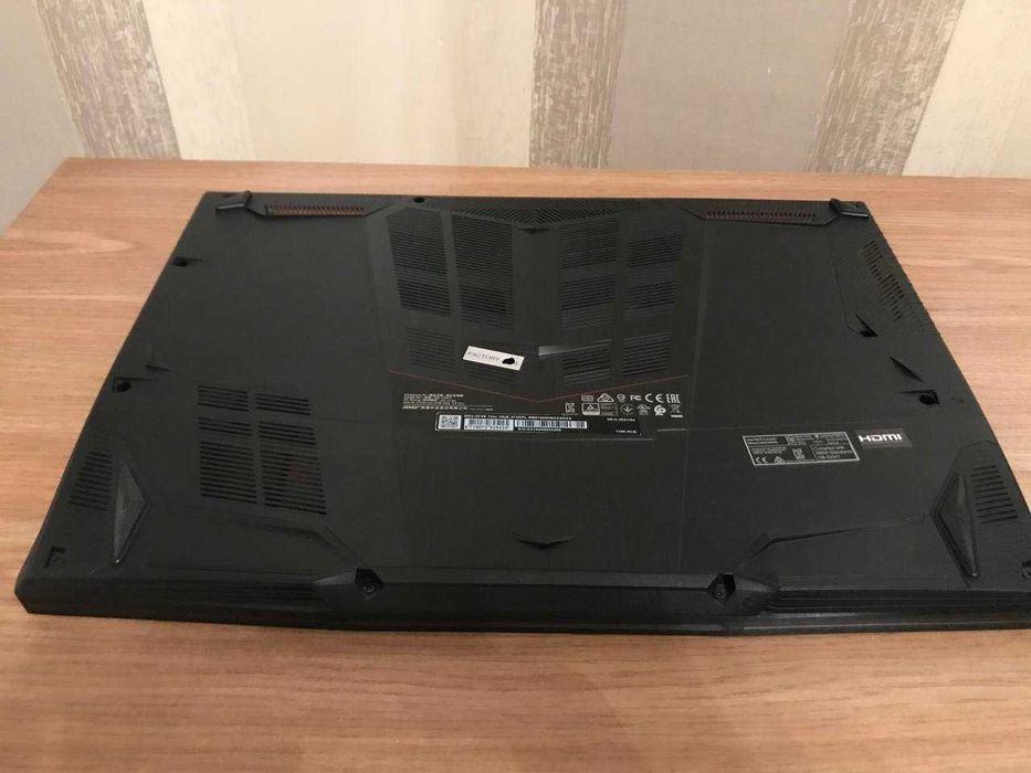 MSI GF65 Thin 10UE | RTX 3060 | 16GB | i5-10500H | SSD 512