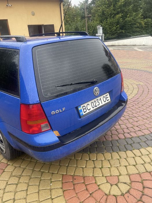Продаю машину  golf 4 терміново