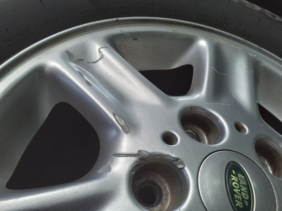 Jantes Land Rover R15 Com Pneus 195/15C Furação 5X114.3