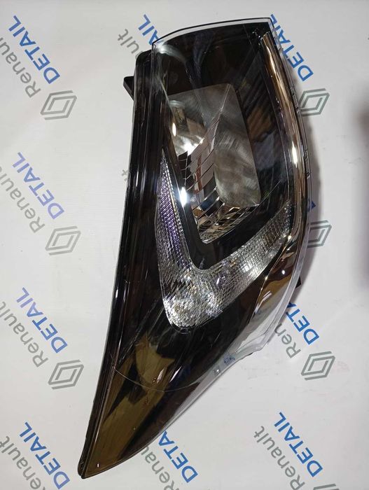 Фара передня права,ліва Opel Vivaro Опель Віваро 2014-2019 260605859R