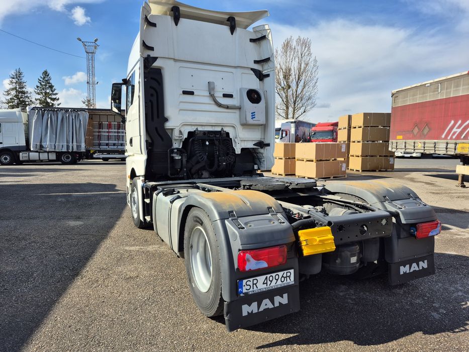 Ciągnik MAN TGX 18.510