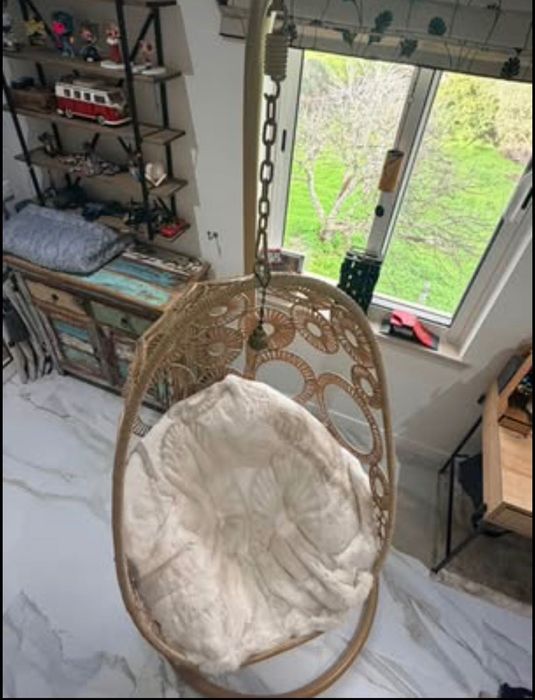 Baloiço Suspenso em Rattan  Estilo Boho  Com Base e Almofada Ajustável na altura