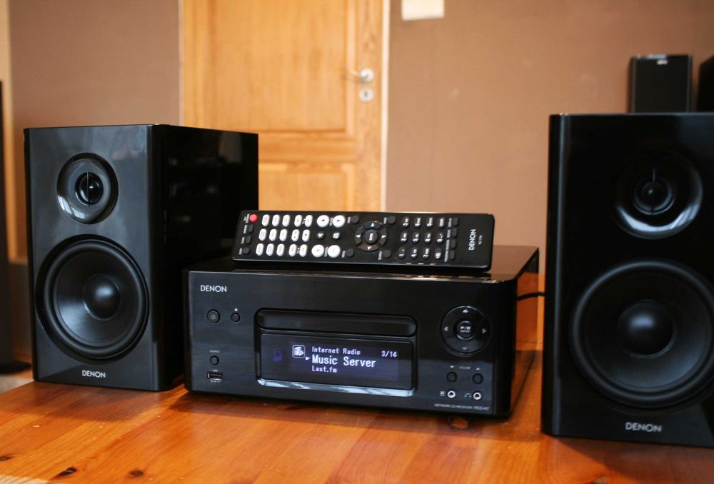 Wieża Denon CEOL amplituner compact disc USB wejście optyczne do TV