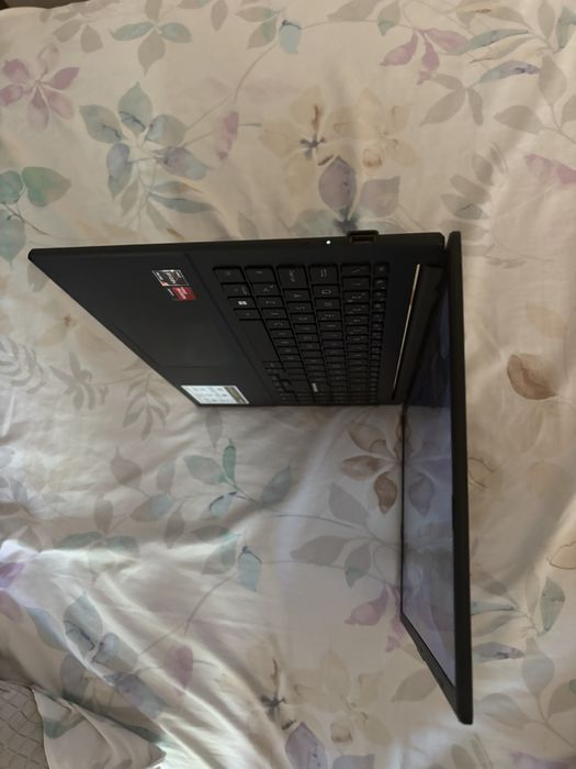 7ASUS VIvobook Go 14/15