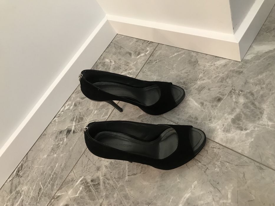 Buty na obcasie rozmiar 37