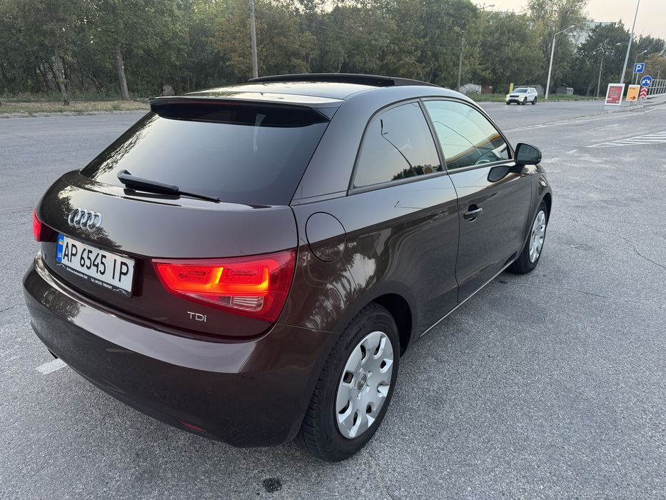 Audi A1 2012 1.6 TDI Avtomat ! New!