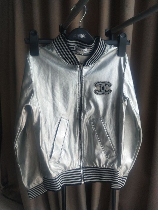 Курточка для дівчинки